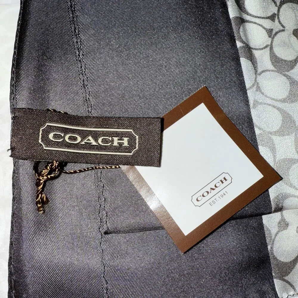 NWT Coach Hamptons Silk Skinny Scarf With Box